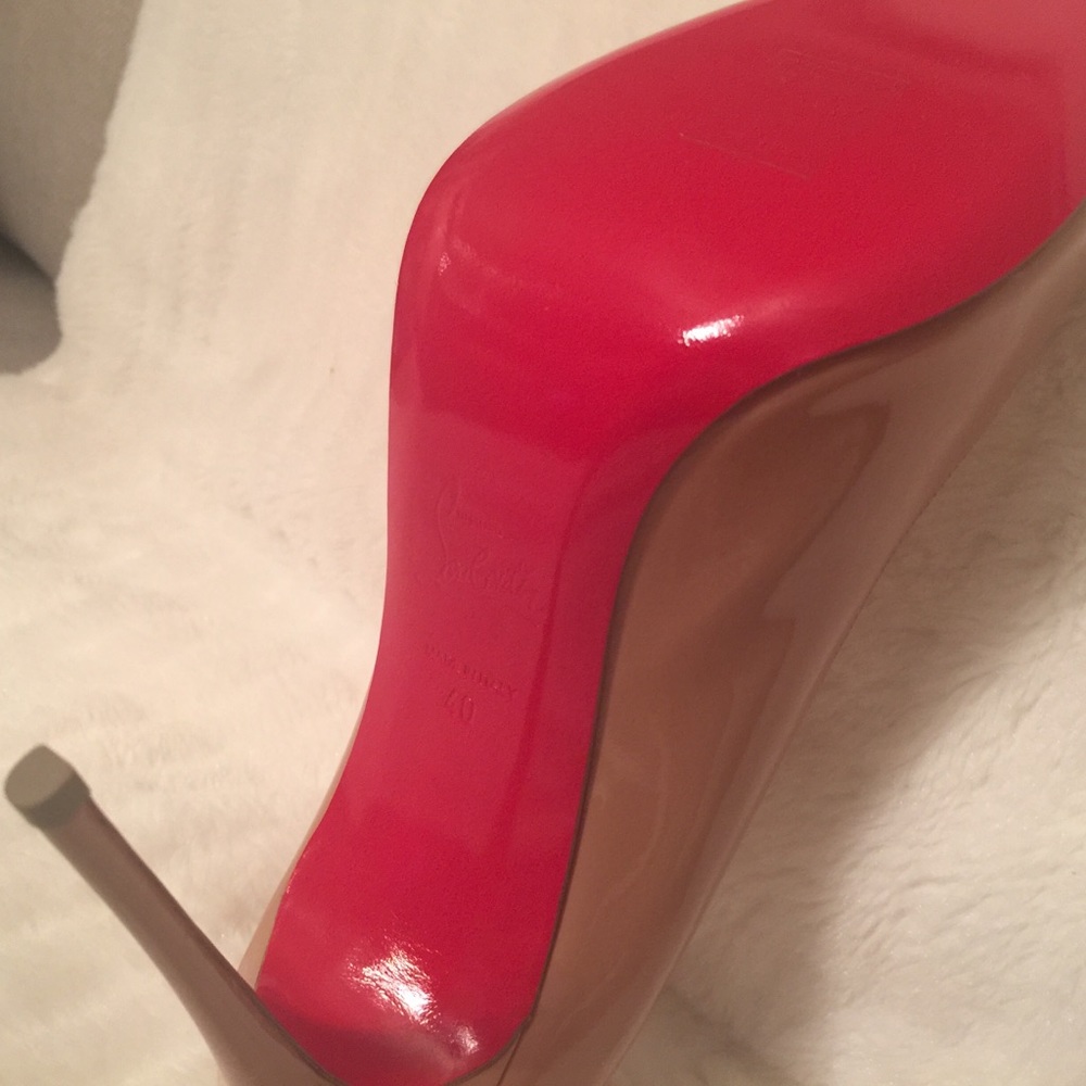 Heels - Picture 4 of 8